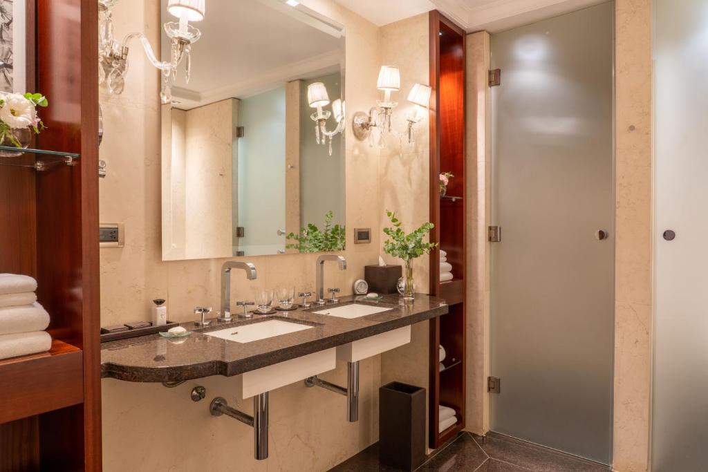 Executive Suite Palace - Image 4