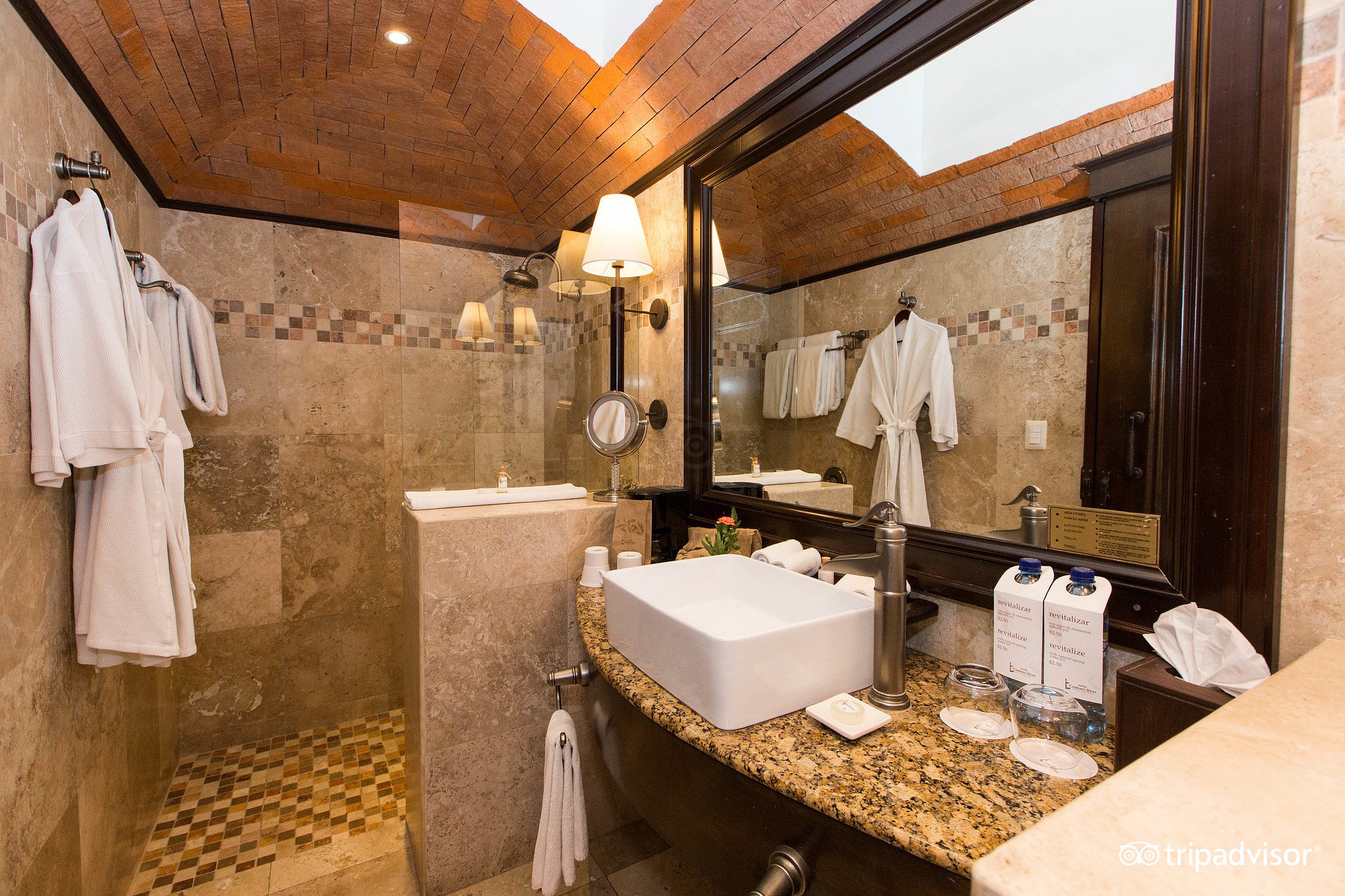 Suites - Image 3