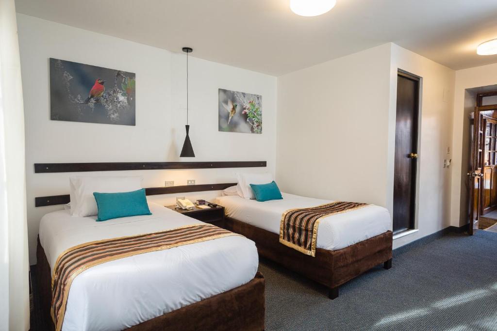 Superior Double Room - Image 3