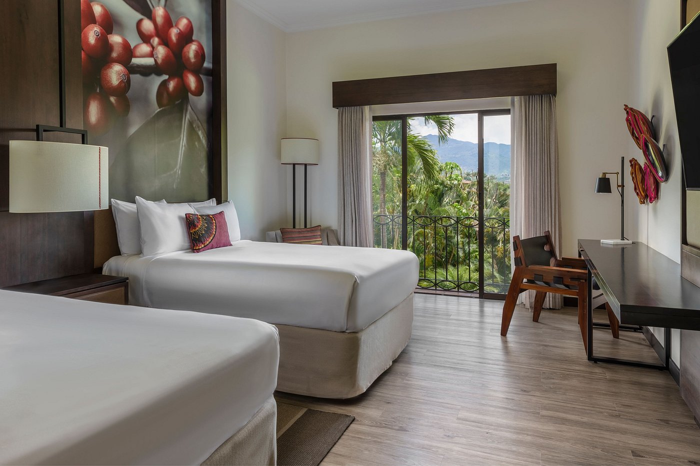 Executive Guest Room with 2 double beds - Image 2