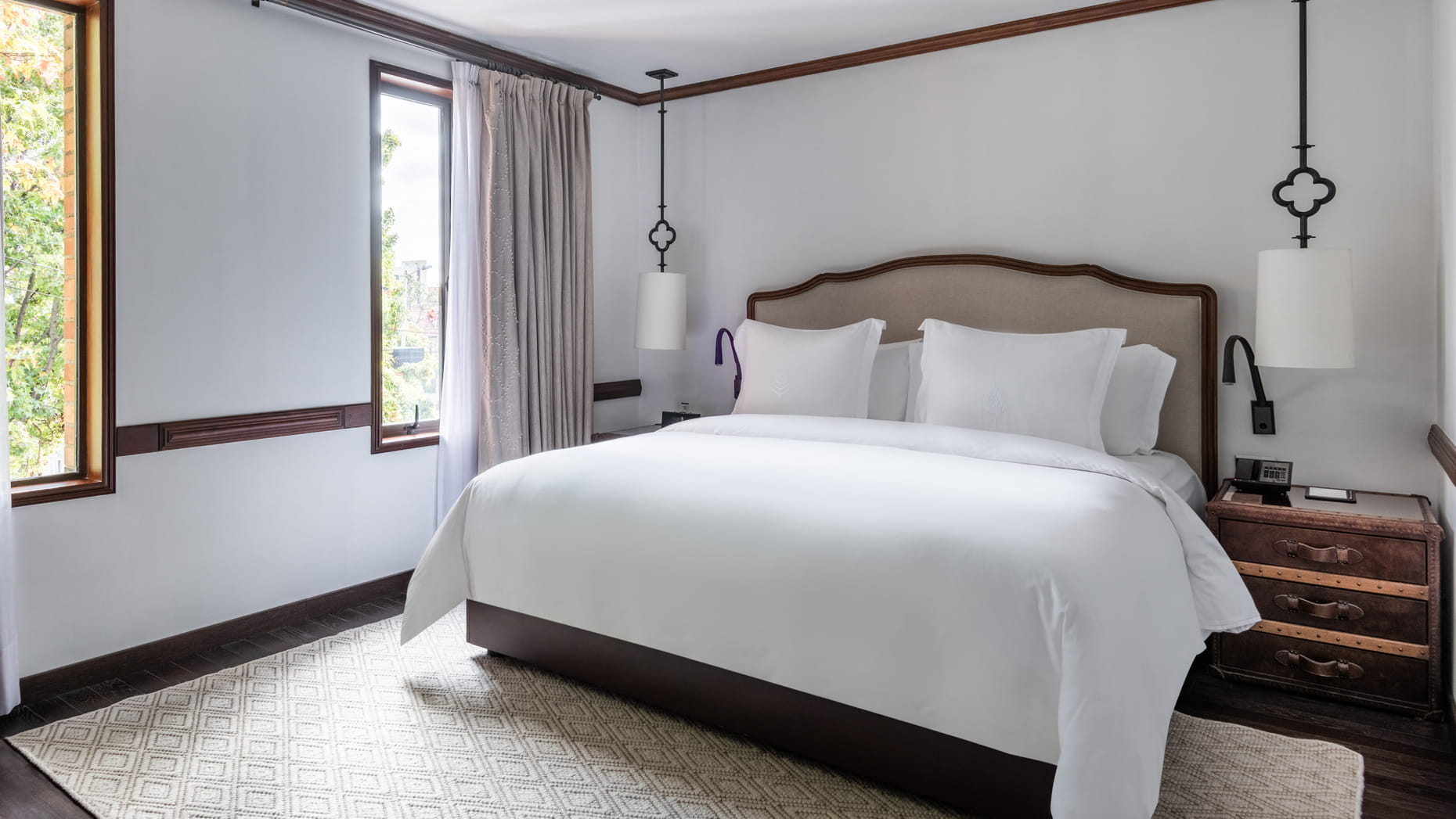 Executive Suite - Image 1