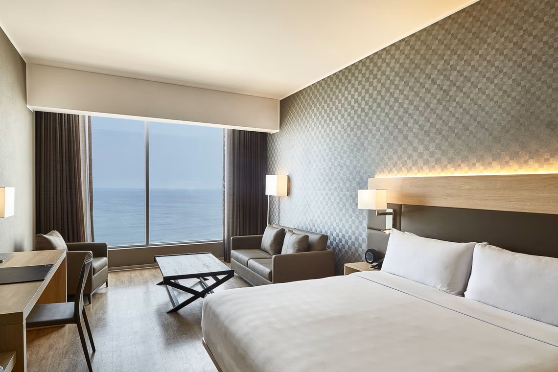 Junior Suite - Image 1