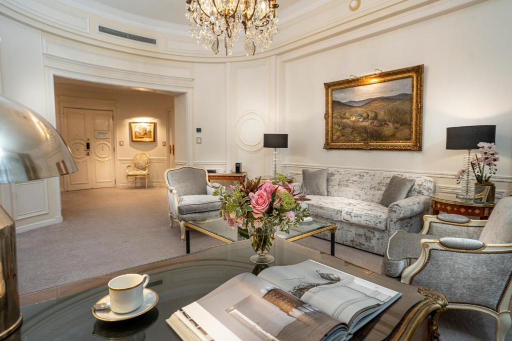 Roof Garden Suite - Image 3