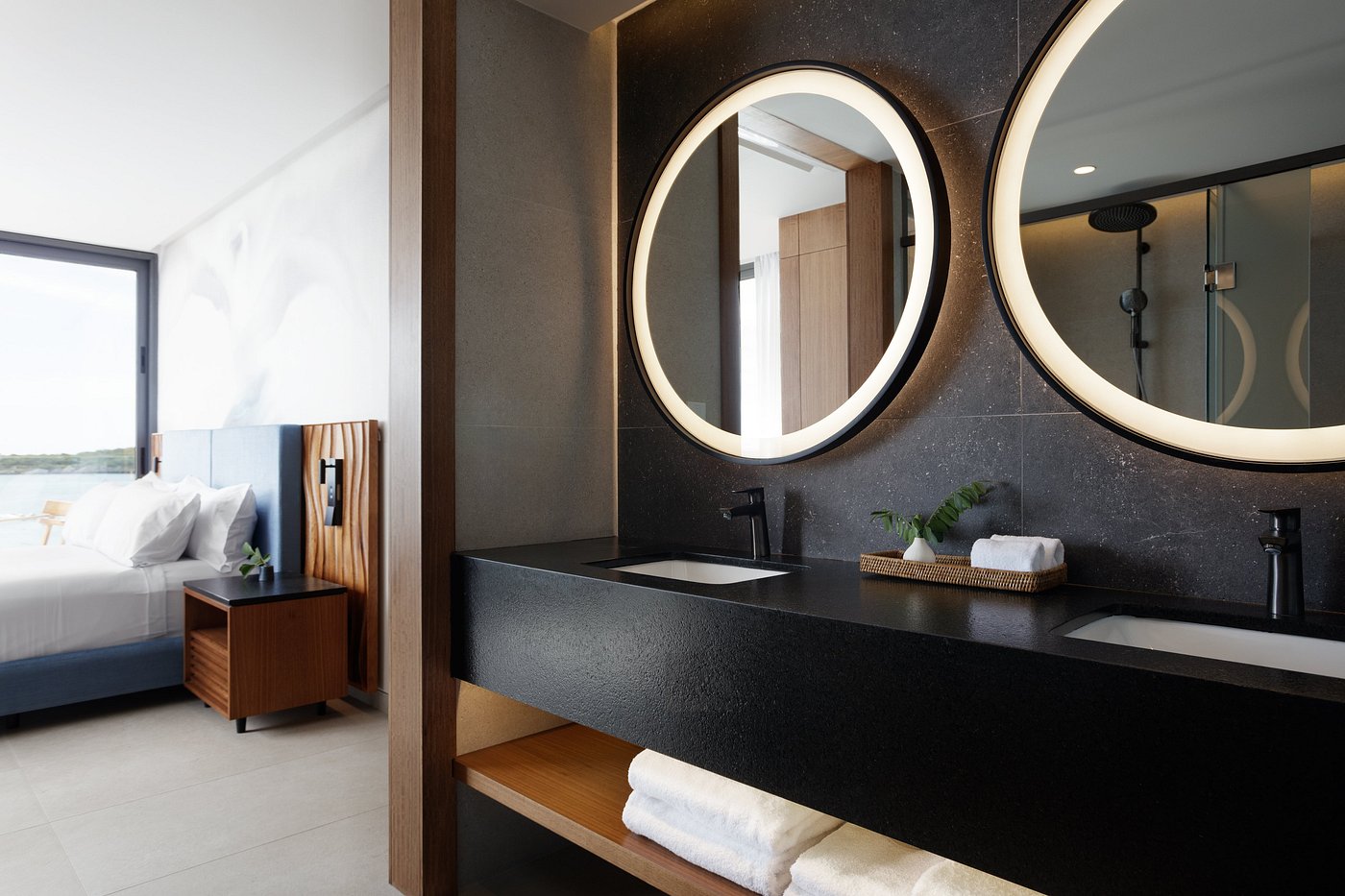 One Bedroom Suite - Image 3