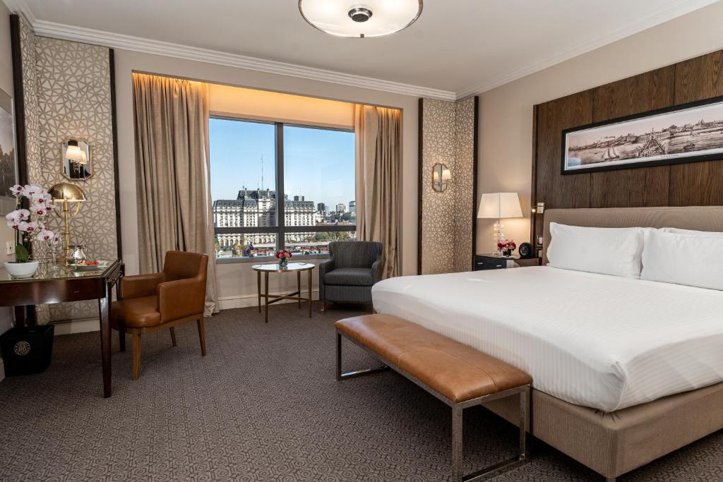 Junior Suite Grand View - Image 2