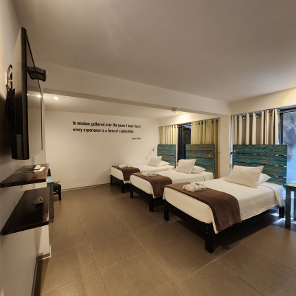 Triple Room - Image 1