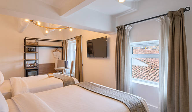 Superior Twin Room - Image 1