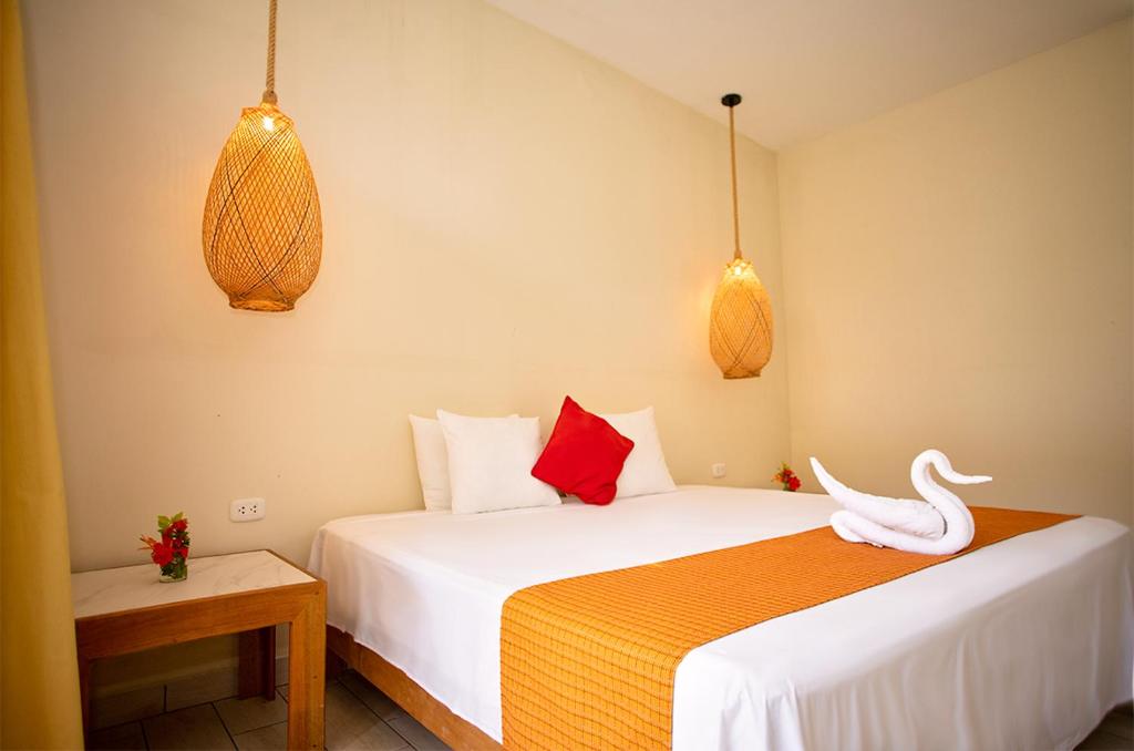 Quadruple Room with Terrace - Image 1