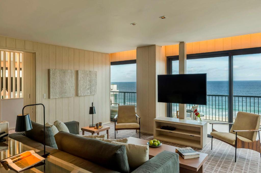 Presidential Suite - Image 3