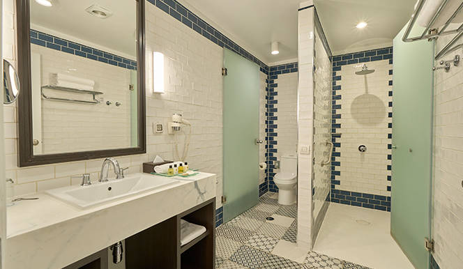 Suite Matrimonial Room - Image 4