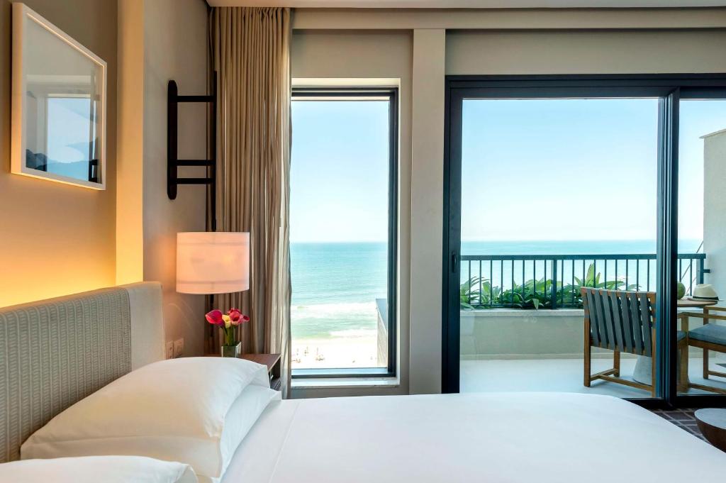 Oceanfront Suite - Image 1