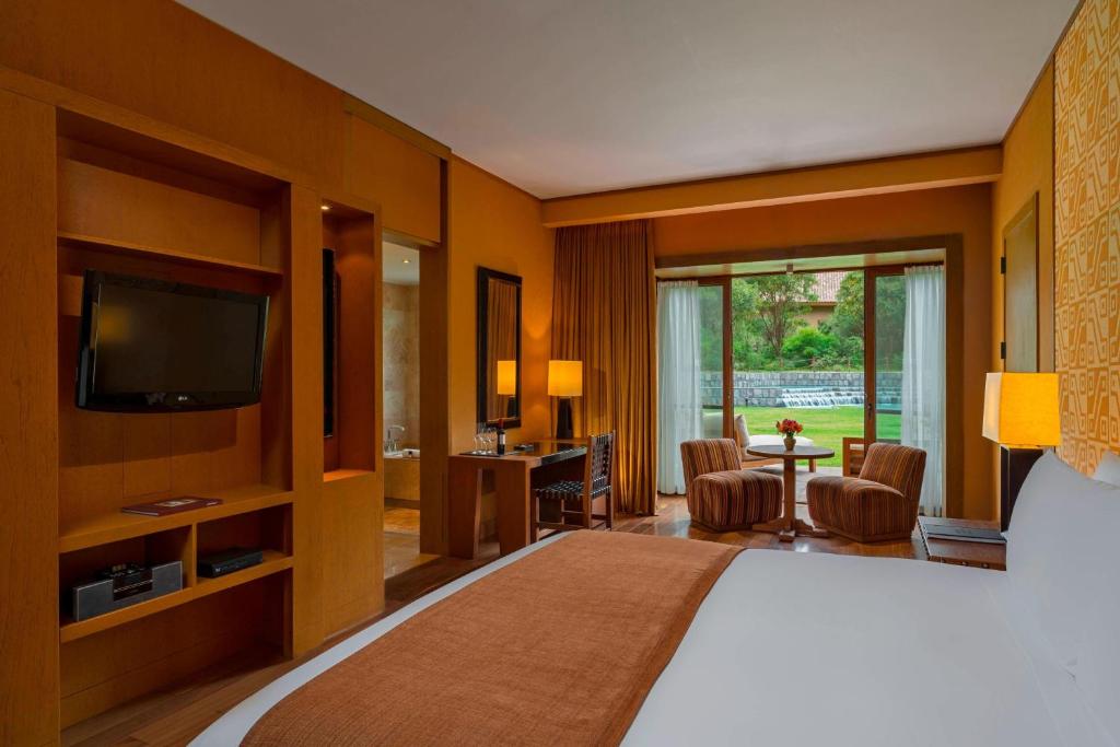 Senior Suite - Image 2
