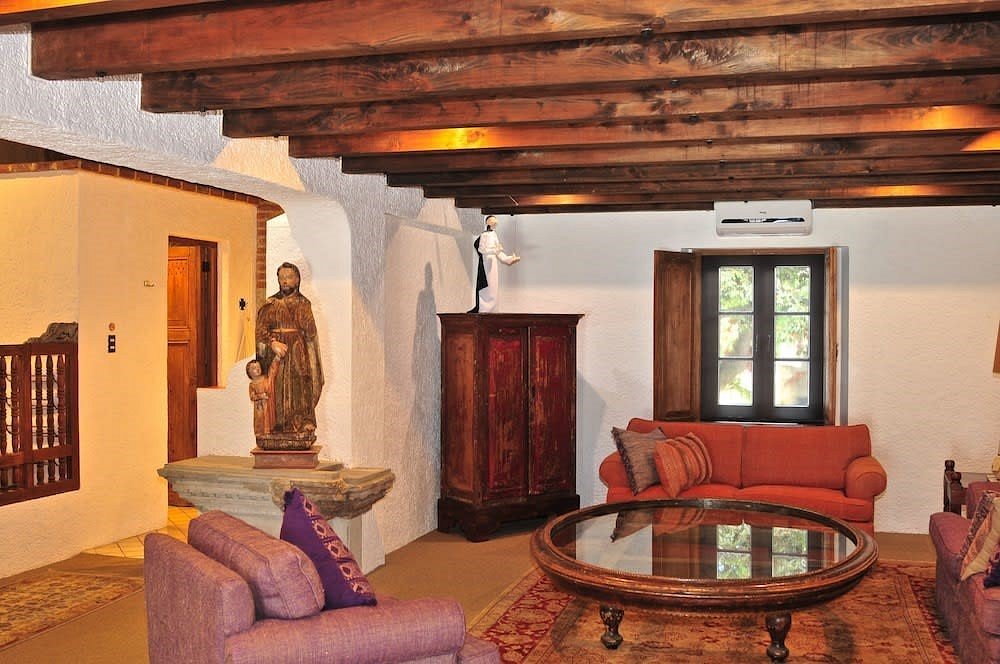 Suite - Image 2