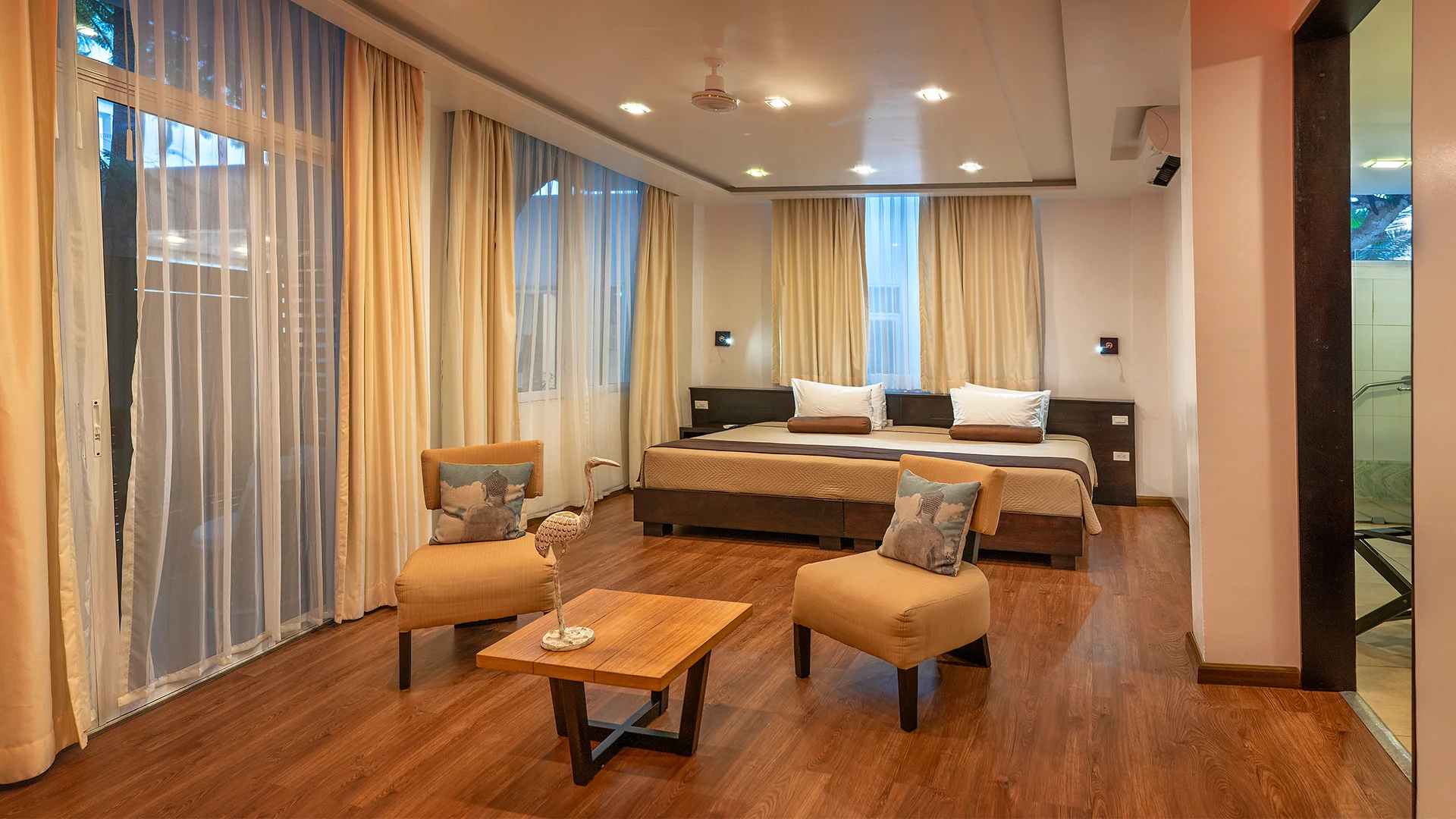 Suite with Balcony - Image 2