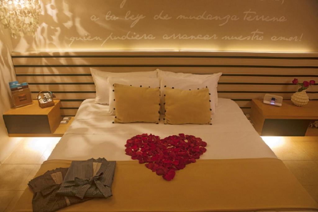 The Master Suite Room - Image 1
