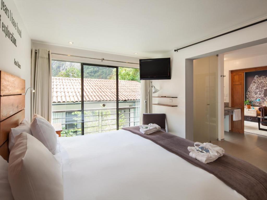 Suite - Image 1