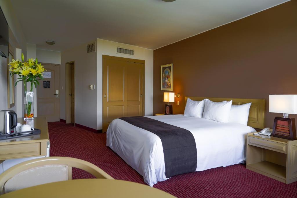 Double Room - Image 1