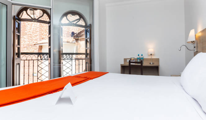 Superior Matrimonial Room - Image 3