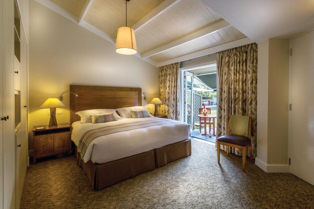 One Bedroom Suites - Image 1