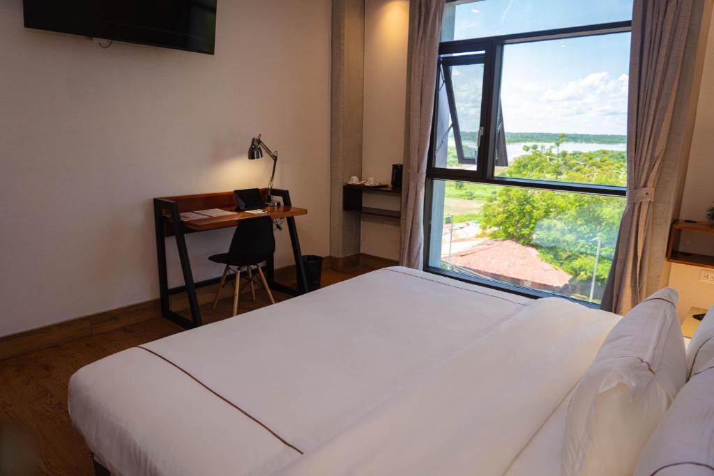 Junior Suite Room - Image 2