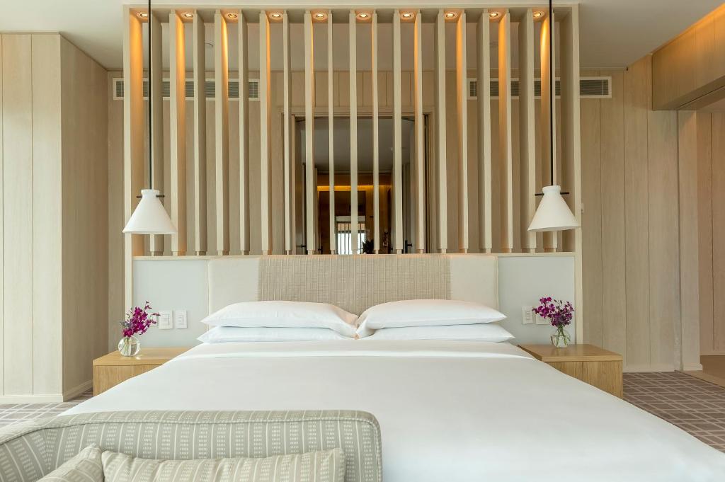 Executive Penthouse - Image 1