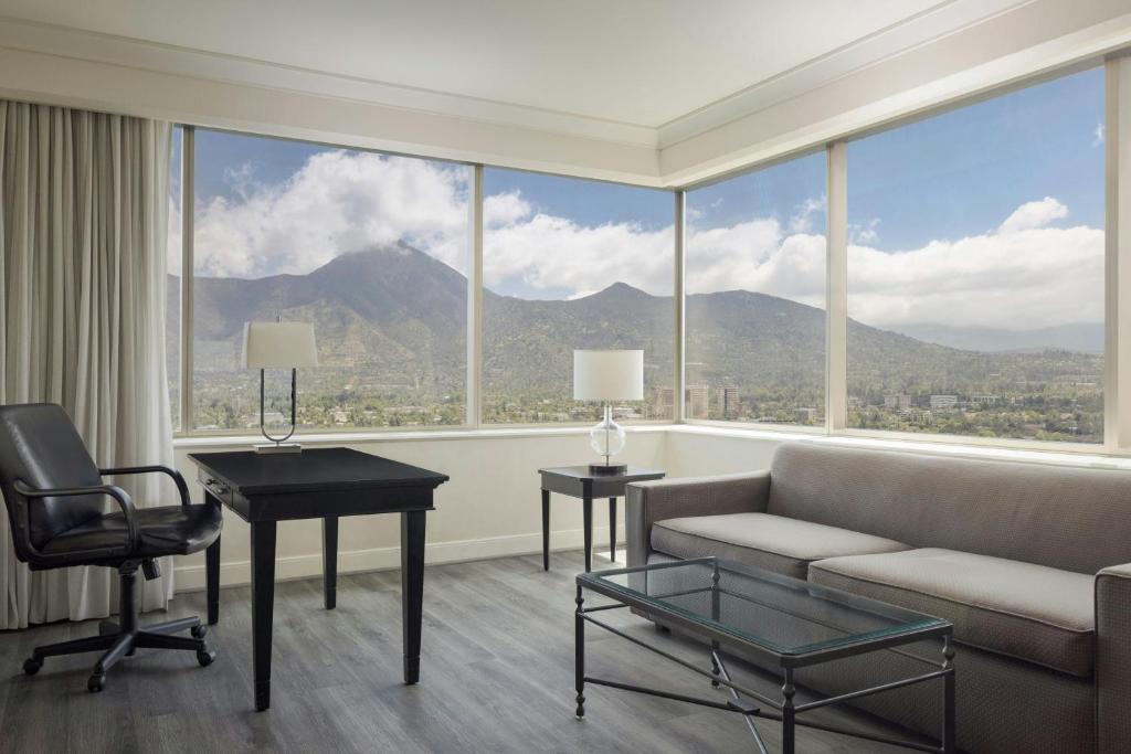 Business Suite - Image 3