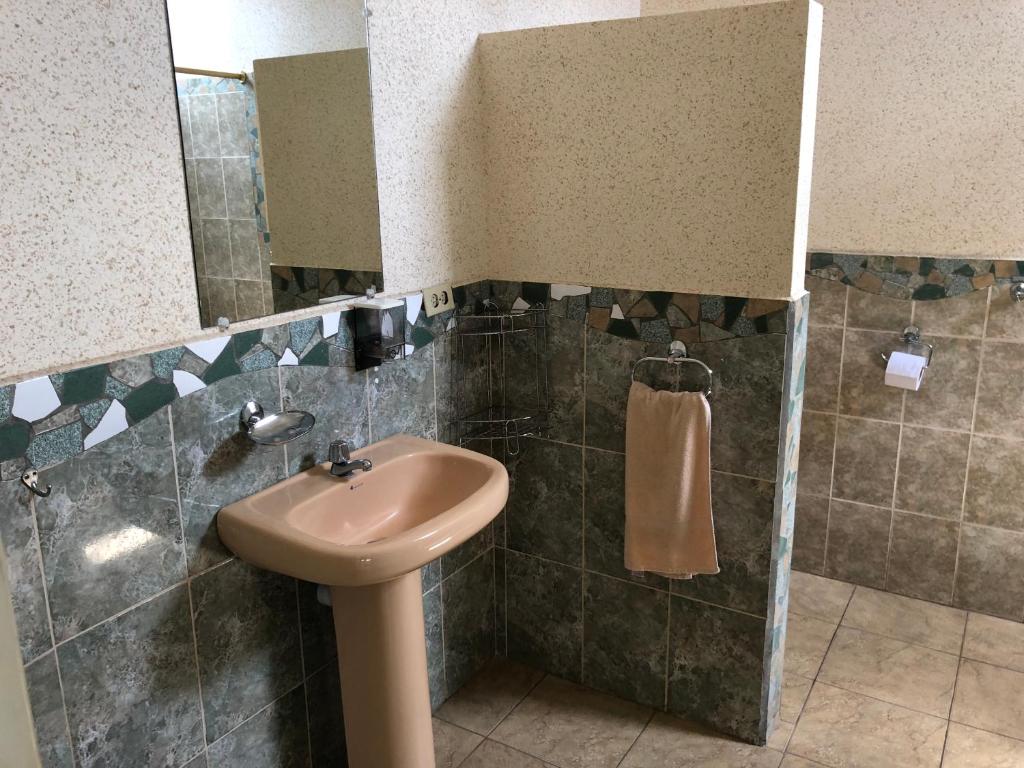 Triple Room - Image 3