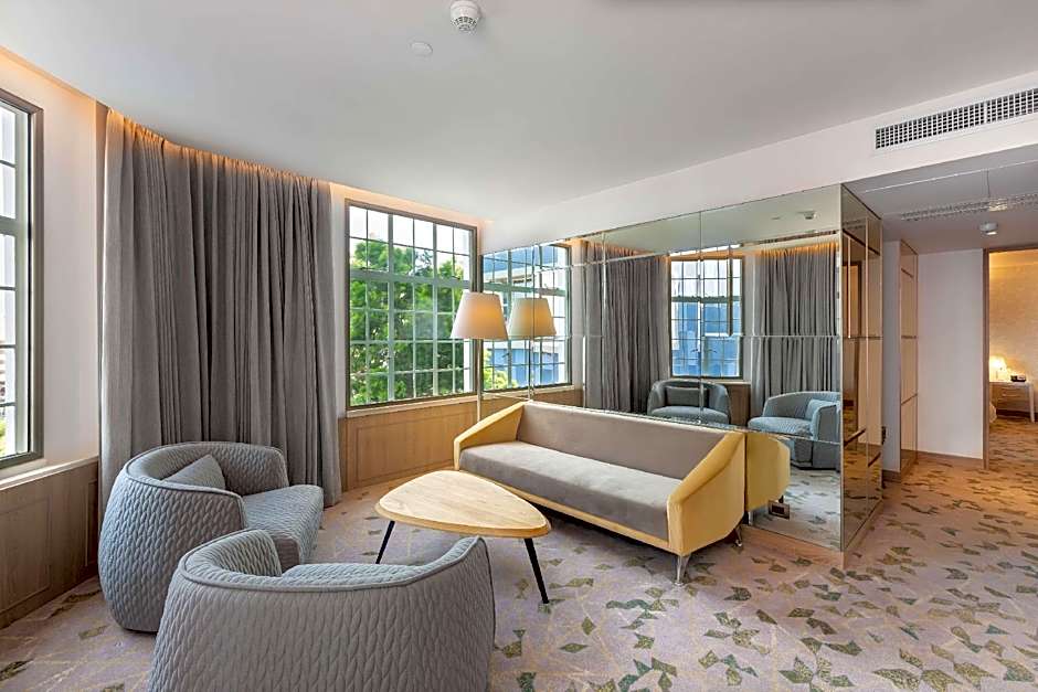 Presidential Suite - Image 3