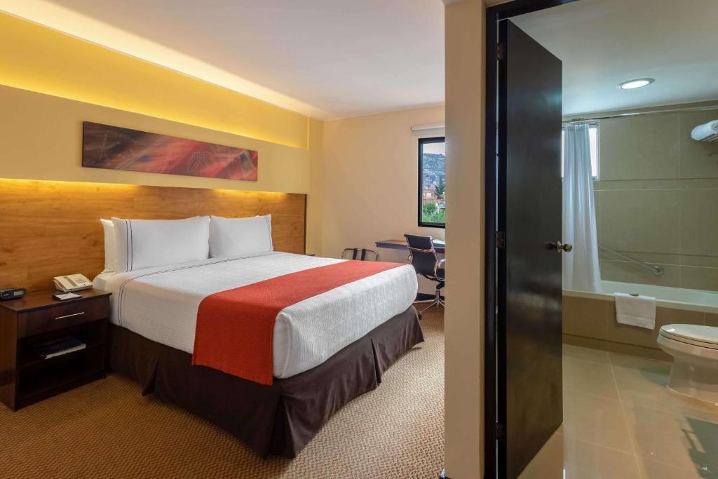 Twin Room - Image 1