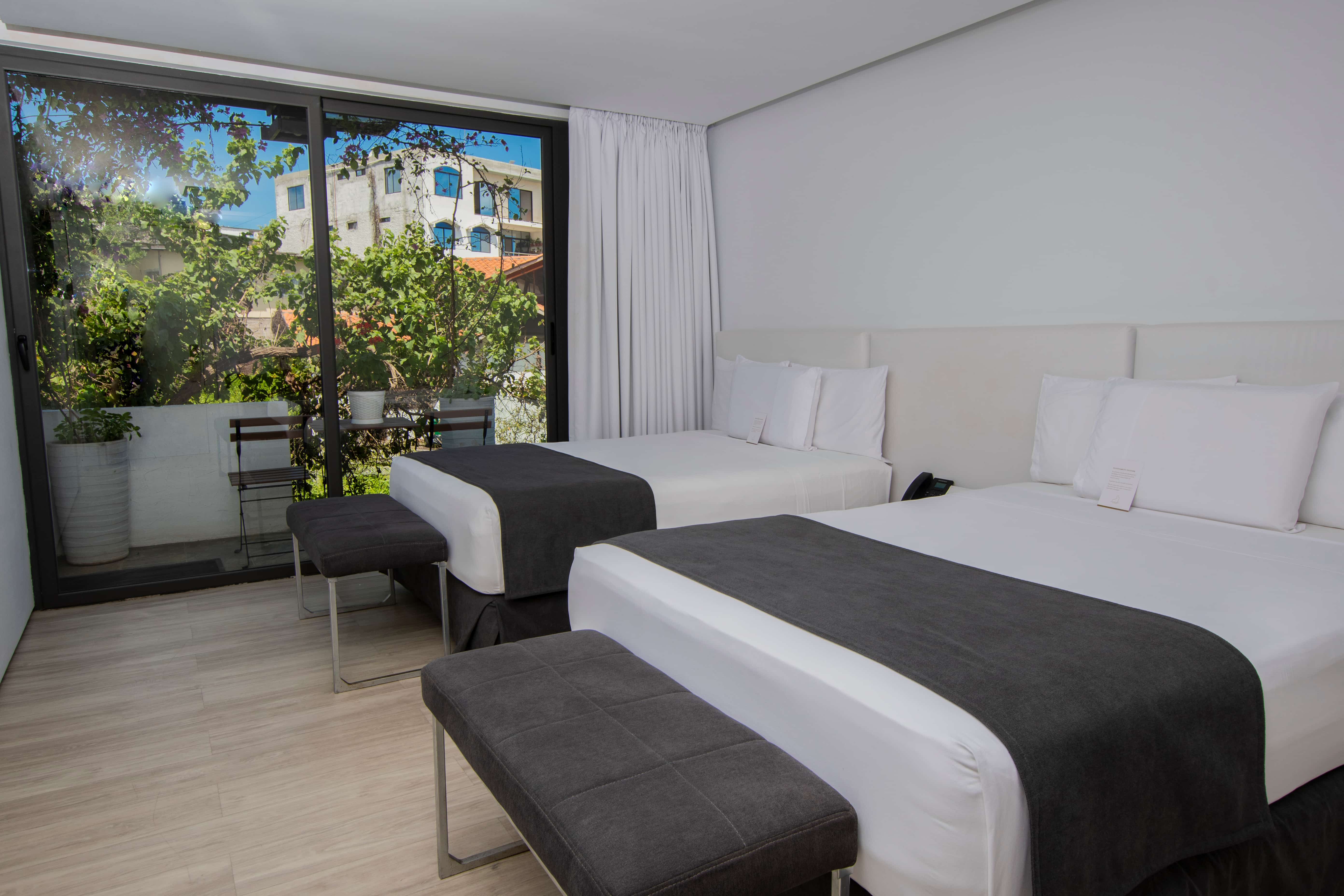 Balcony Room - Image 1