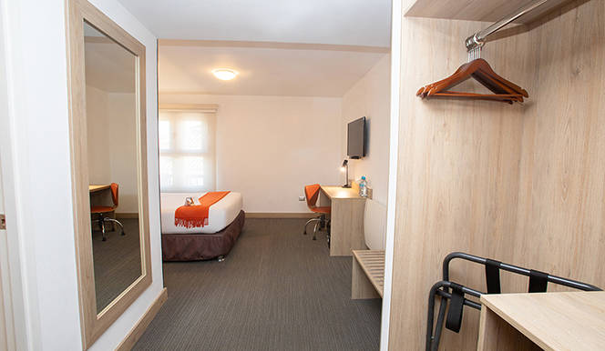 Traditional Matrimonial Room with City View - Image 1