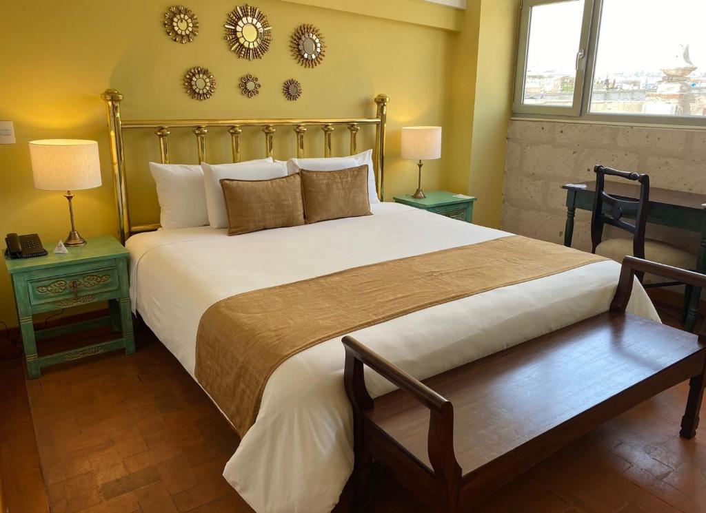 Presidential Suite - Image 2