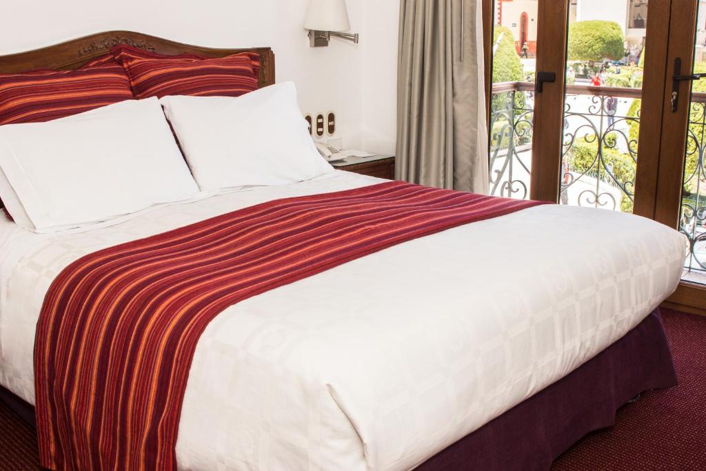 Suite with Hot Tub and Balcony - Image 2