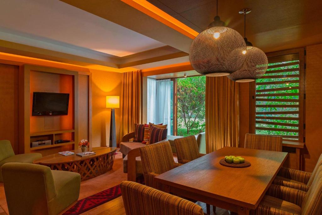 Senior Suite - Image 3