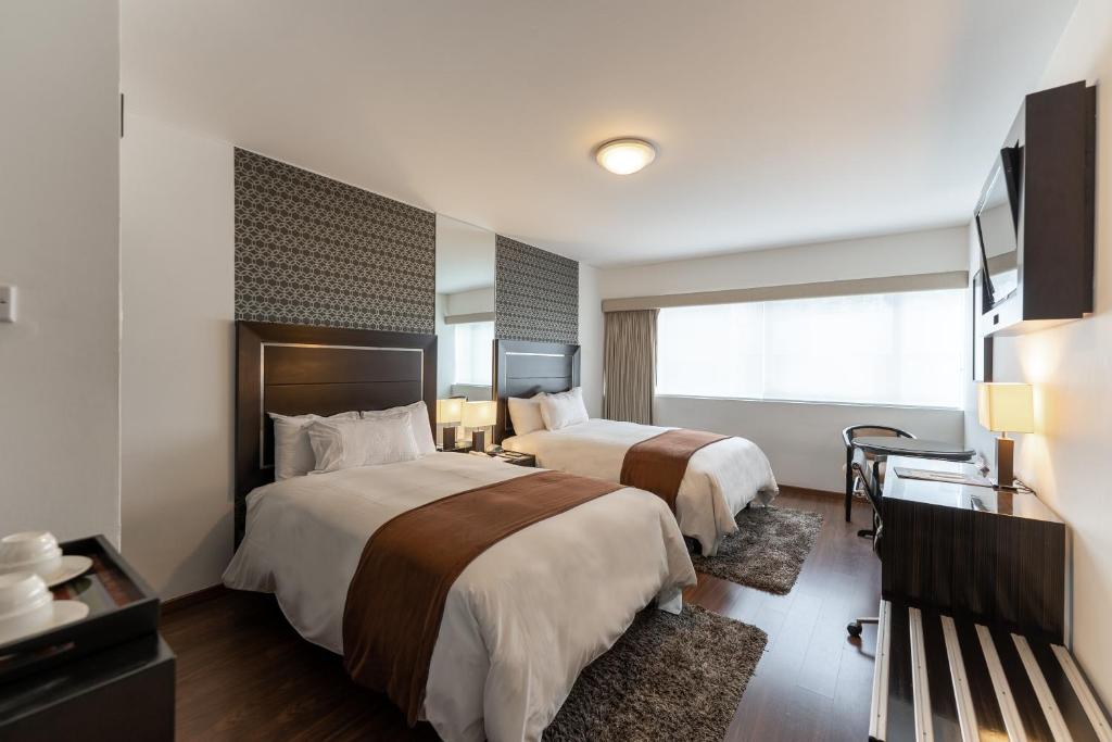 STANDARD DOUBLE / TWIN ROOM - Image 1