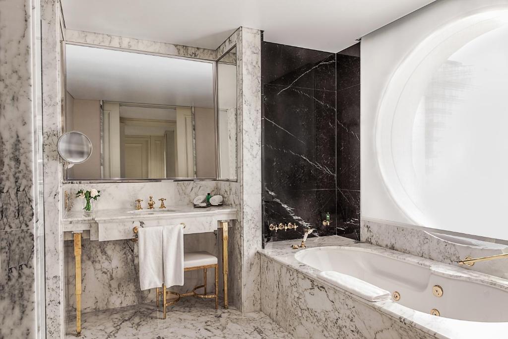 Executive Suite River View - Image 3