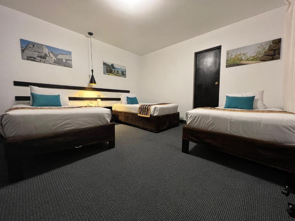 Triple Room - Image 2