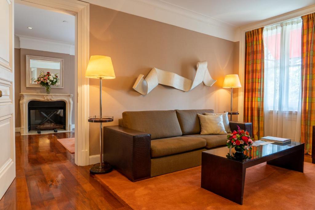 Boudoir Suite - Image 3