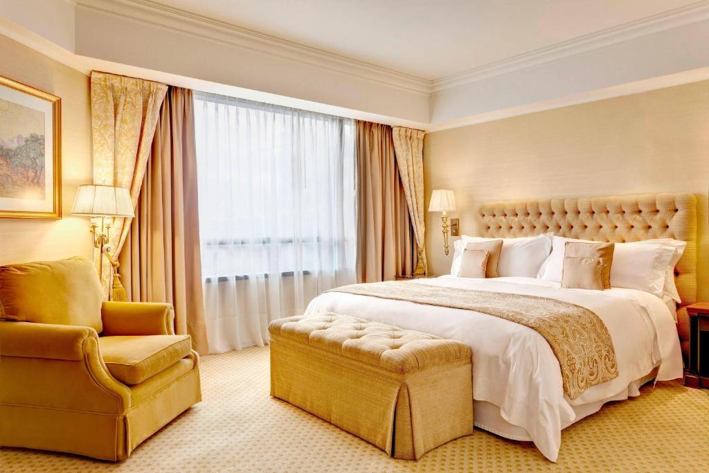 Grand Deluxe - Image 2