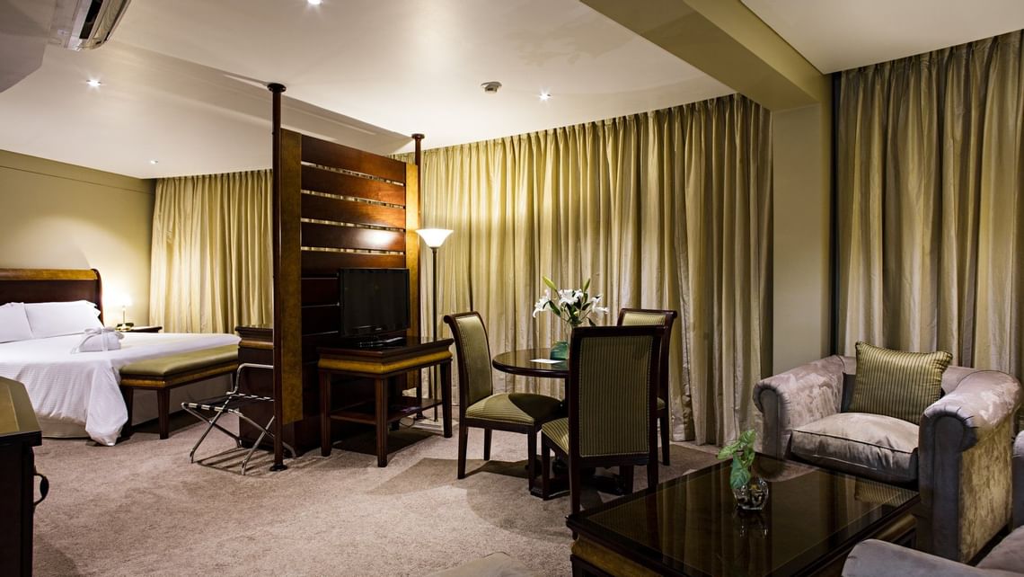 Royal Suite - Image 1