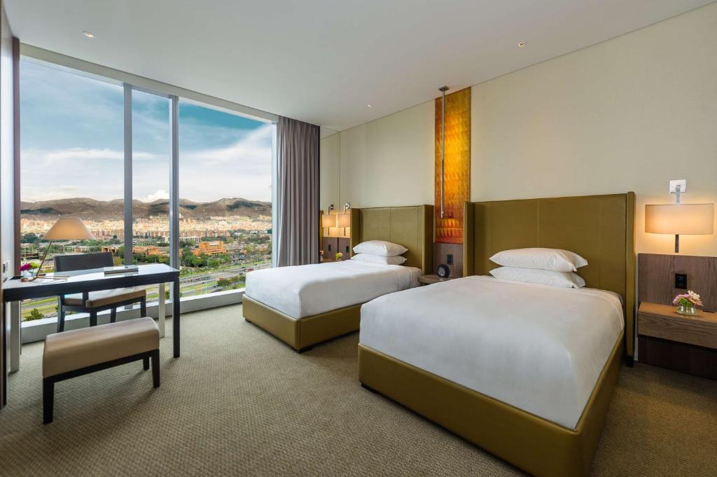 Double Room with Two Double Beds and View - Image 1