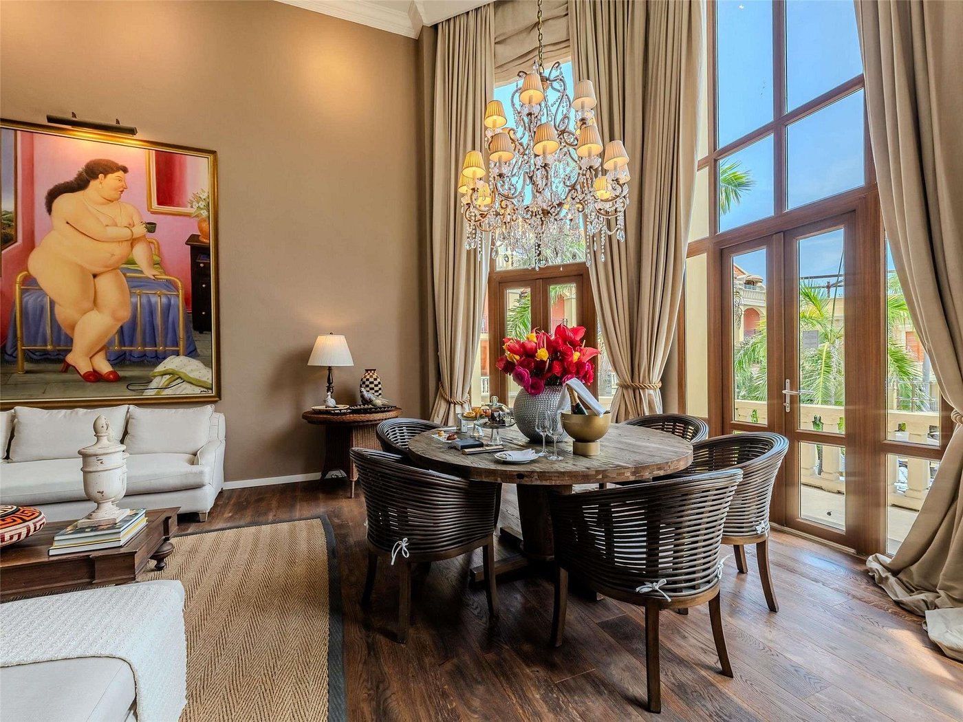 Presidential Suite - Image 2