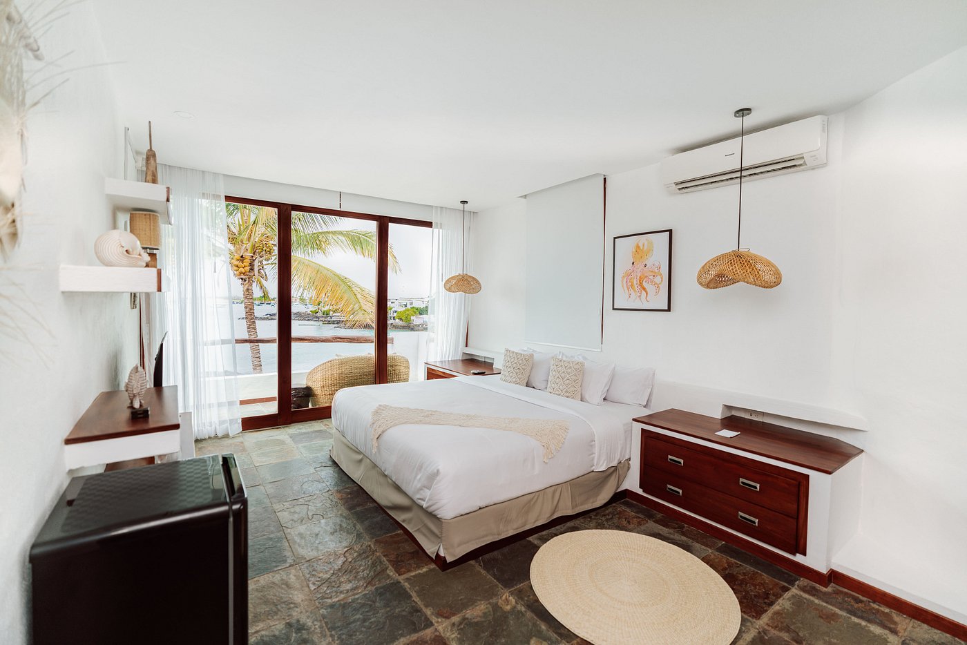 Honeymoon King Room - Image 1