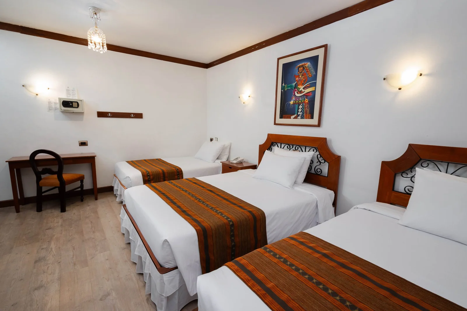 Standard Triple Room - Image 1