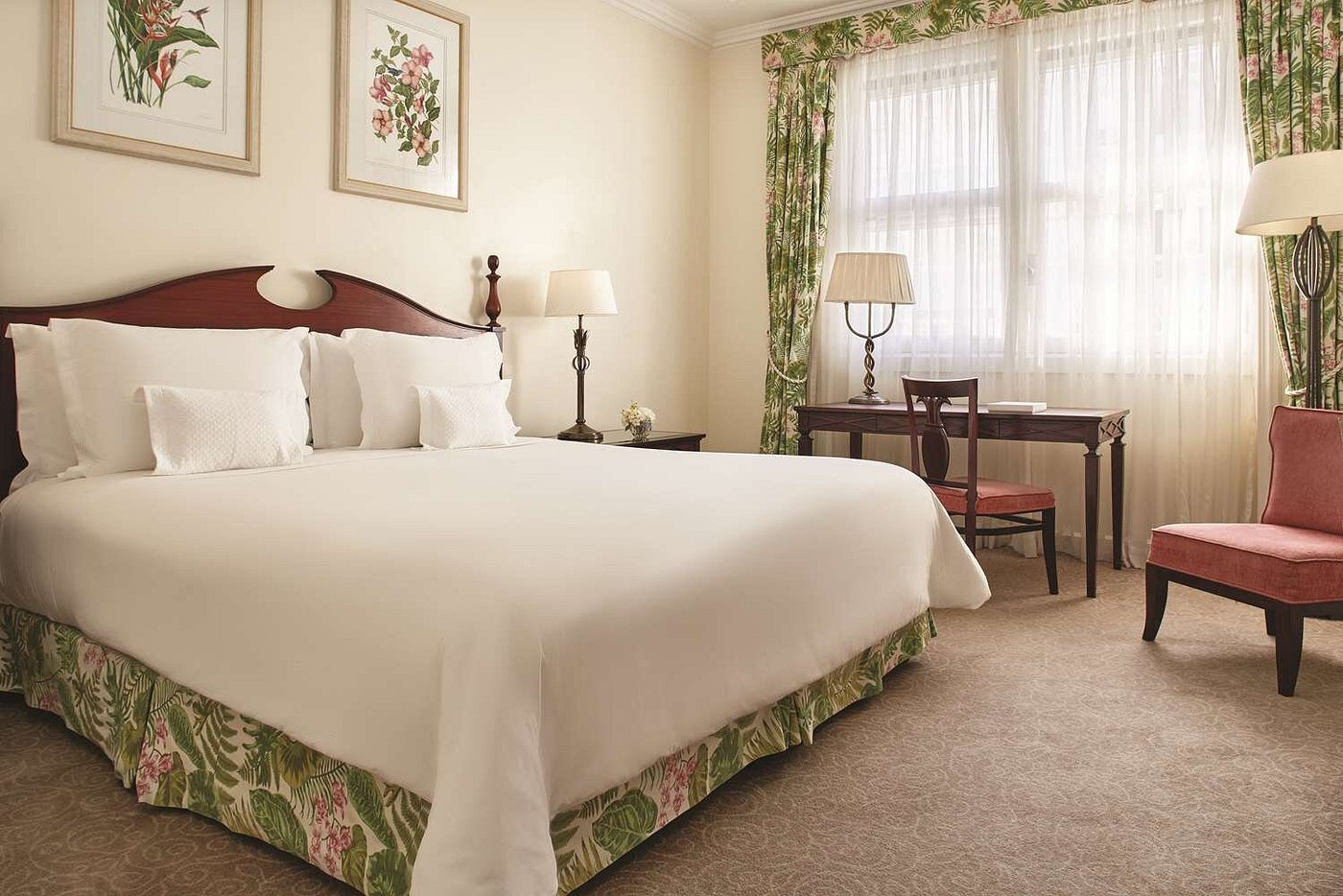 Superior City View Rooms - Image 1