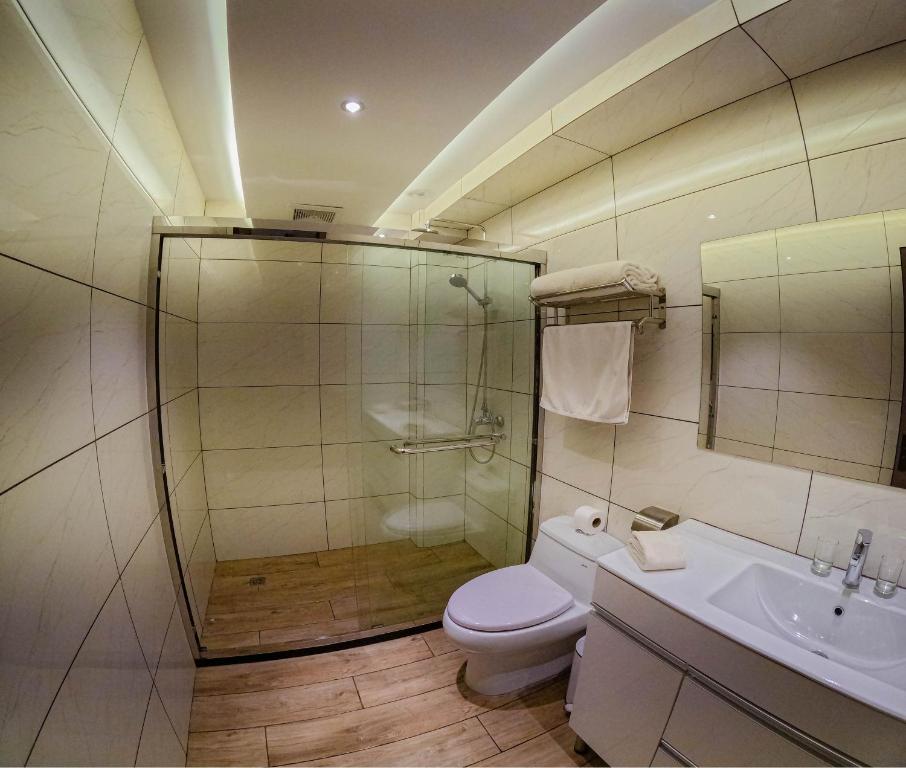 Junior Suite Room - Image 3