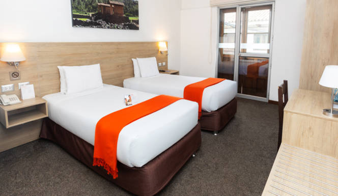 Traditional Twin Room with view - Image 3
