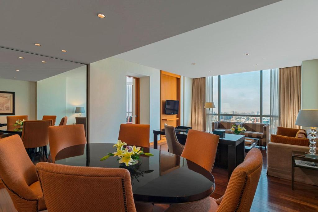 Ambassador Suite - Image 3