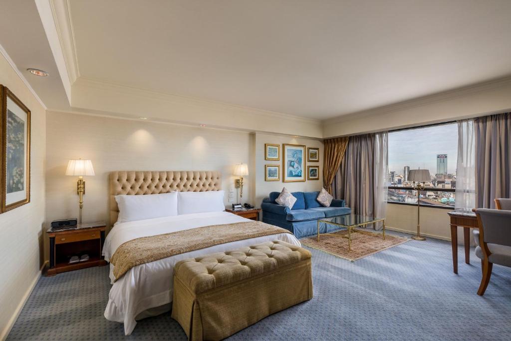 Grand Deluxe - Image 1